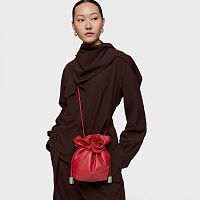 Сумка-бочонок из натуральной кожи