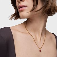 Кулон Medallions из вермеля с гранатом