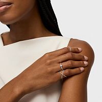 Кольцо Les Classiques из золота с бриллиантом