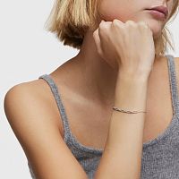 Браслет Les Classiques из белого золота с бриллиантами 