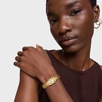 Часы с браслетом из стали