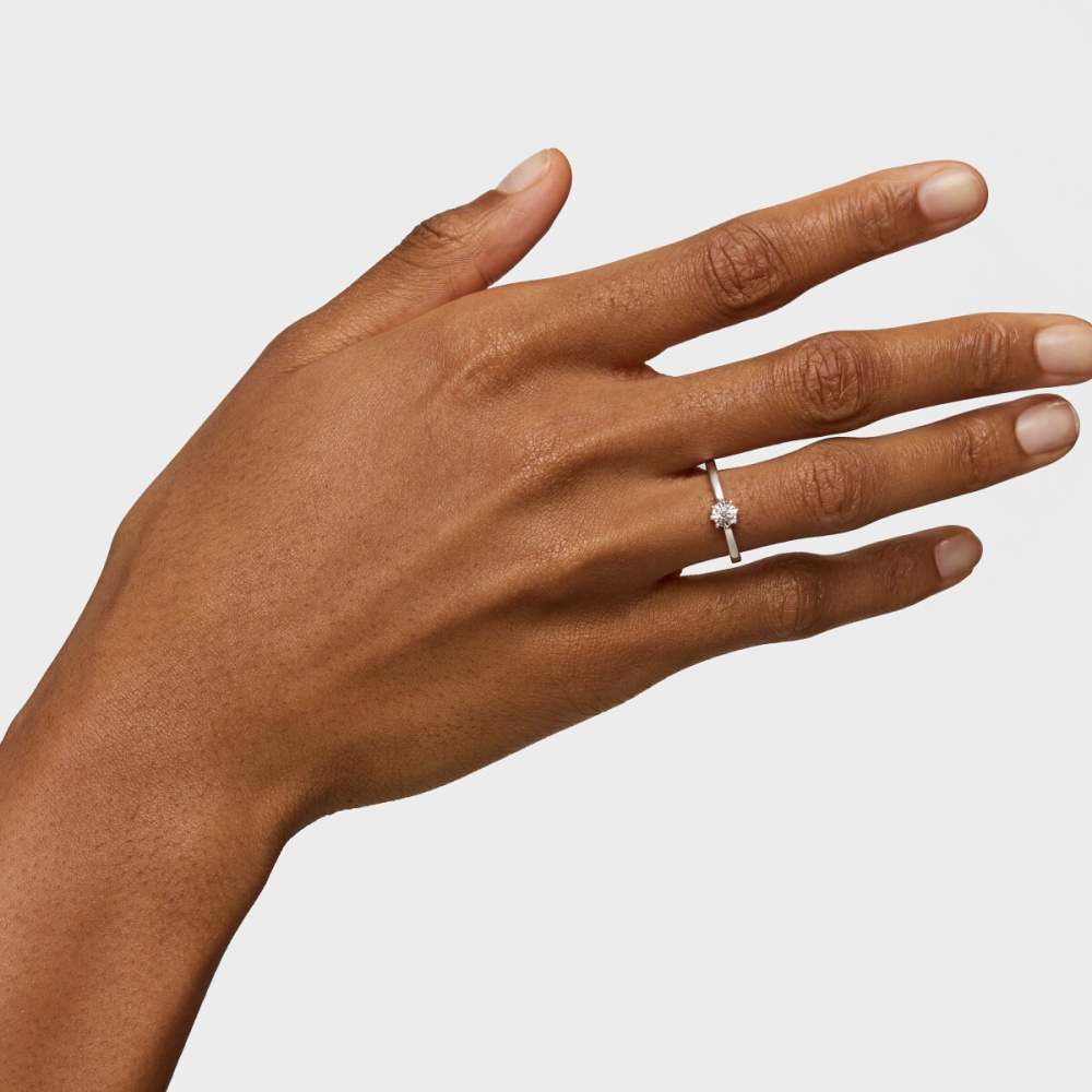 Кольцо Les Classiques из золота с бриллиантом фото 7