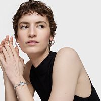 Часы с браслетом из стали