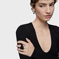 Кольцо из серебра с ониксом