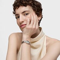 Часы с браслетом из стали