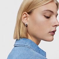 Серьги-пусеты из серебра с ониксом