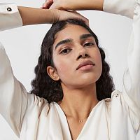Колье Good Vibes из золота с бриллиантами
