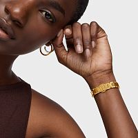 Часы с браслетом из стали