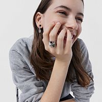 Кольцо из серебра с камнями